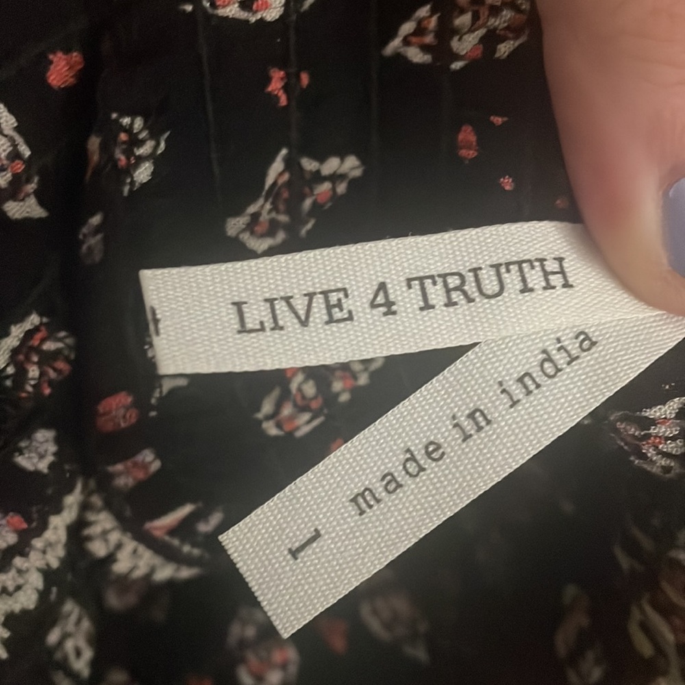 Live 4 Truth Large Dress - Picture 4 of 4